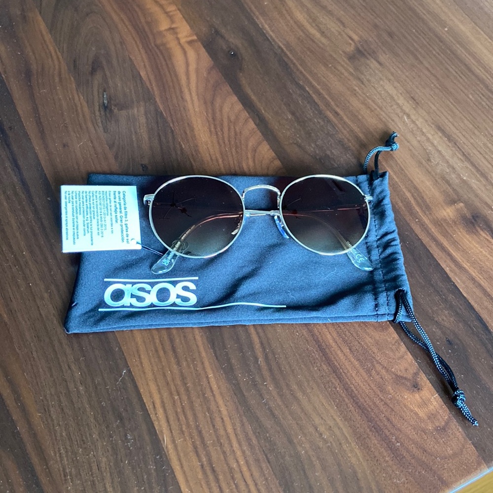 ASOS round gold sunglasses BNWT